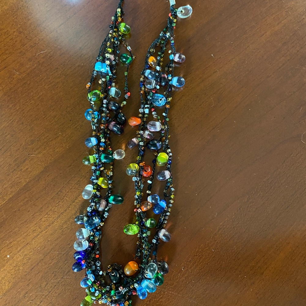 Multicolor Beaded Necklace - Picture 5 of 6